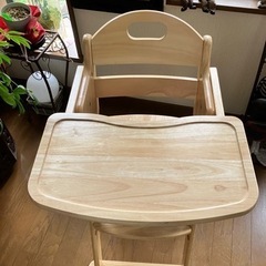 お取引中になりました　カトージ　ベビーチェアの画像