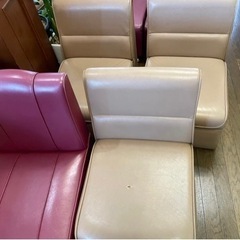 喫茶店のソファー  レトロ 