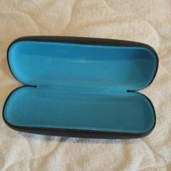 かわいいメガネケース 水曜日のアリス 美品の画像