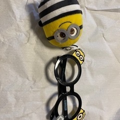 ミニオンのメガネとミニぬいぐるみ
