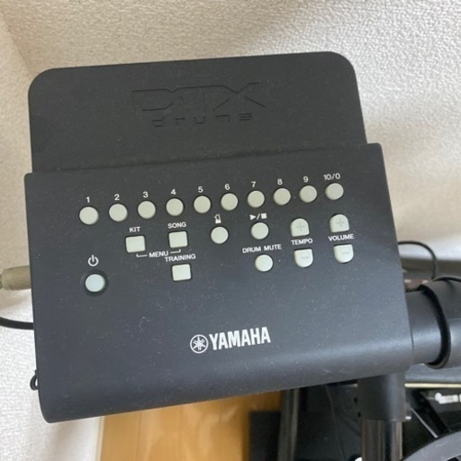 YAMAHA ドラムセット、フット×2、アンプ、スティック付き