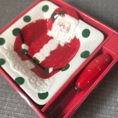 【クリスマス用】サンタさんのお皿(ナイフ付き)の画像