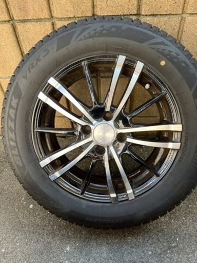 ブリヂストン　175/65 R15 VRX3