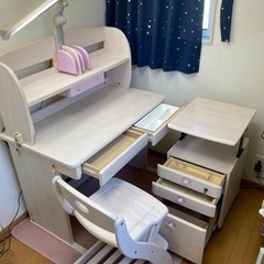【引渡済】学習机　色違い2セット　単品でもOK!!の画像