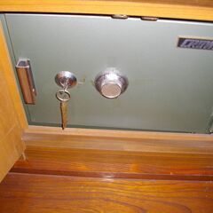 家庭用耐火金庫の画像