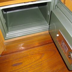 家庭用耐火金庫の画像