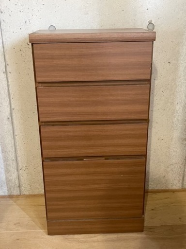 ４段チェスト　収納タンス　木目調　美品