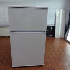 ID 215757　冷蔵庫　２ドア　吉井電機　90L　２０２２年製　AR-951