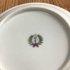 カレー用の食器セットの画像