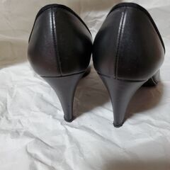 美品　DIANA黒リボン付きパンプスの画像