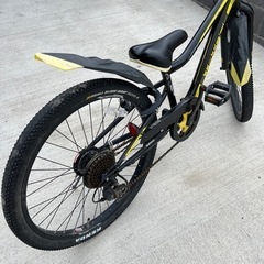 【成立】自転車　マウンテンバイク24インチ　６段切替　SHIMANOの画像