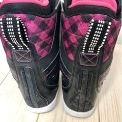 スノーボード　ブーツの画像