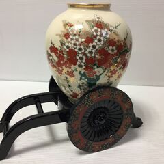 ♪【白峰】花模様 花瓶 台付 花器 花入れ フラワーベース 白 ...