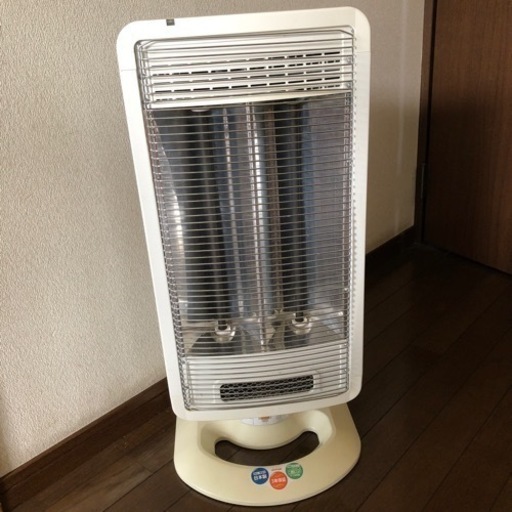 遠赤外線ヒーター（トヨトミ）