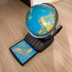 高級地球儀の画像