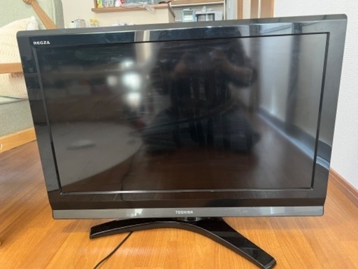 東芝のREGZA   2010年製　32インチ　型名32A950S