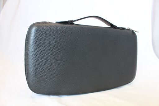 LOUIS VUITTON　ルイヴィトン　タイガ オーガナイザー アトール ラウンドファスナー 長財布 トラベルケース M30652 ブラック レザー　美品