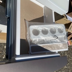 ベッドサイド冷蔵庫(ペルチェ式) HR-D282 庫内灯 足元灯TWINBIRDの画像