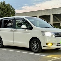 2010年 RK2ステップワゴン4WD 車検R5.2 パール