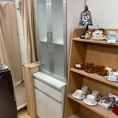 【レガストック川崎本店】キッチンボード 食器棚の画像