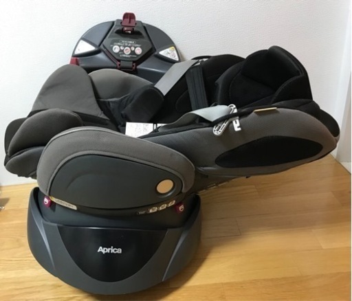 Apricaのチャイルドシート