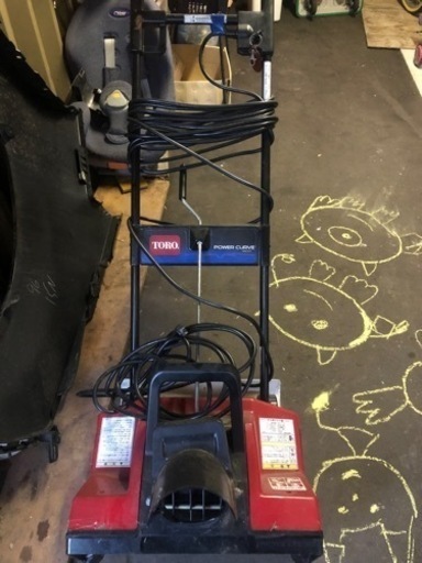 商談中〜TORO スノースローワー1800 100V 電動除雪機