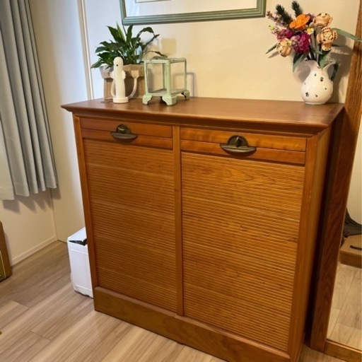 蛇腹扉　キャビネット　フランス家具