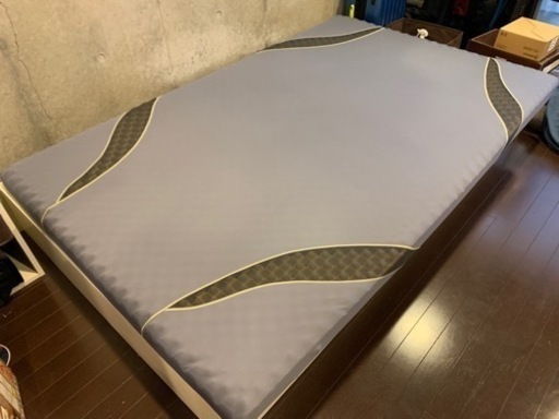 西川　エアーマットレス　セミダブル