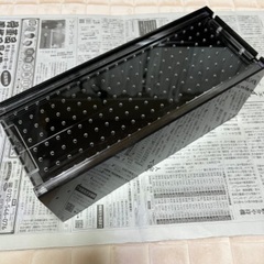 爬虫類用アクリルケース　黒ハーフの画像