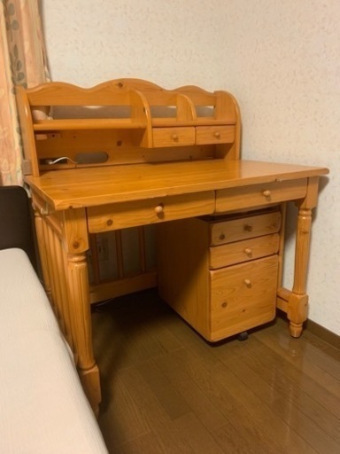 【    取引完了　】
カントリー調　アンティーク　学習机　勉強机