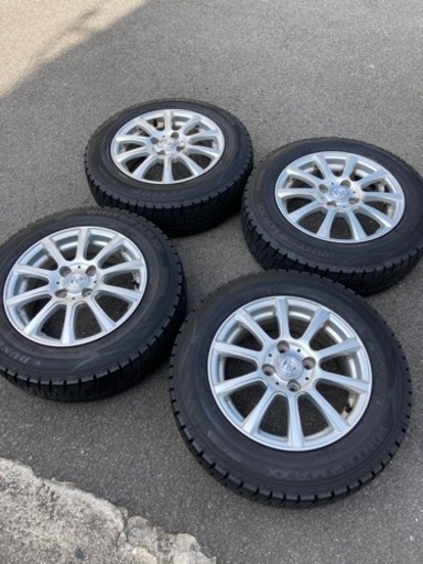【お話中】スタッドレスタイヤ165/70R14 ホイール付き21年製