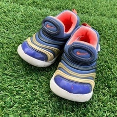 【決まりました】NIKE ダイナモフリー　キッズ　スニーカー