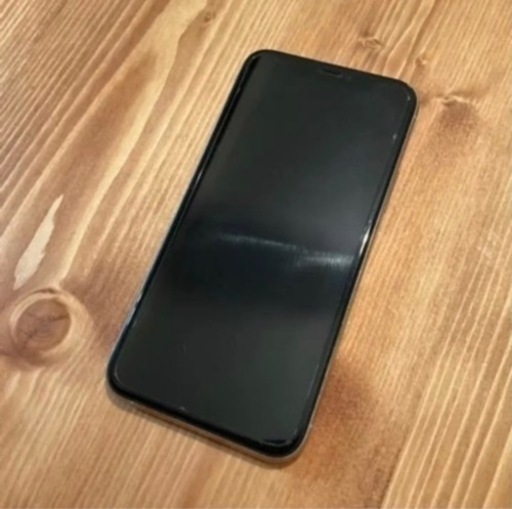 iPhone11pro simフリー　シルバー　256gb iPhone11 pro ホワイト　美品