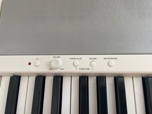 KORG 電子ピアノ B1 WH 88鍵 ホワイト譲ります
