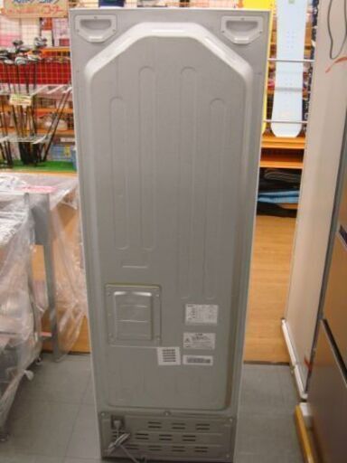 【店頭受け渡し】　Haier　冷凍冷蔵庫　JR-NF218B　218L　2021年製　中古品　￥26,180