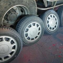 スパイクタイヤ　ホイールセット195/65R15の画像