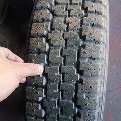 スパイクタイヤ　ホイールセット195/65R15