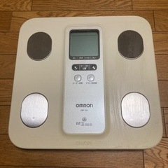 体重計　OMRON HBF-202-W