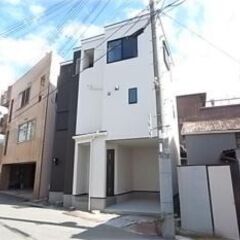 2022年10月築でピカピカ戸建て🏠✨敷地内ビルトインガレージ付...
