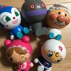 アンパンマン シリーズ18体の画像