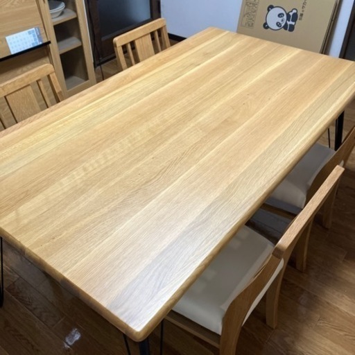 決まりました ダイニングテーブル イス