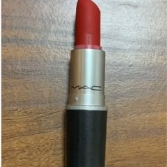 M・A・C リップスティック　マットレッド