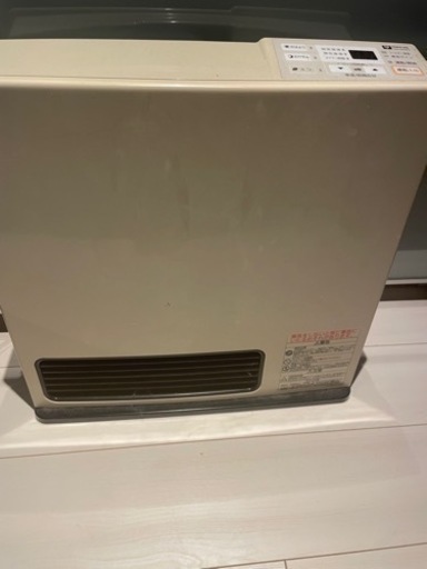 ガスファンヒーター