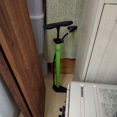 極上美品 金属製 空気入れ 自転車等の空気入れ
