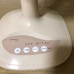 型の古い扇風機の画像