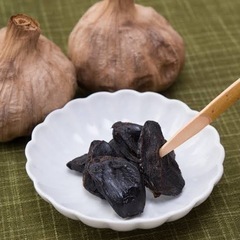 黒にんにく余ってます