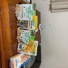 ハムスターの餌とウッドマット