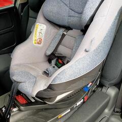 値下げ！アップリカ　クルリラ　チャイルドシート　ISOFIX　新生児　配送可