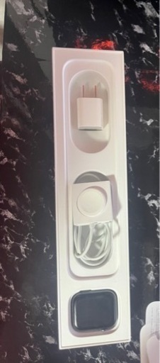 値下げしました。中古の アップルウォッチ Series 5 44mm