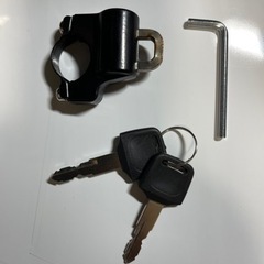 ヘルメットロックホルダー　差し上げます　メッキハゲ　錆び有り